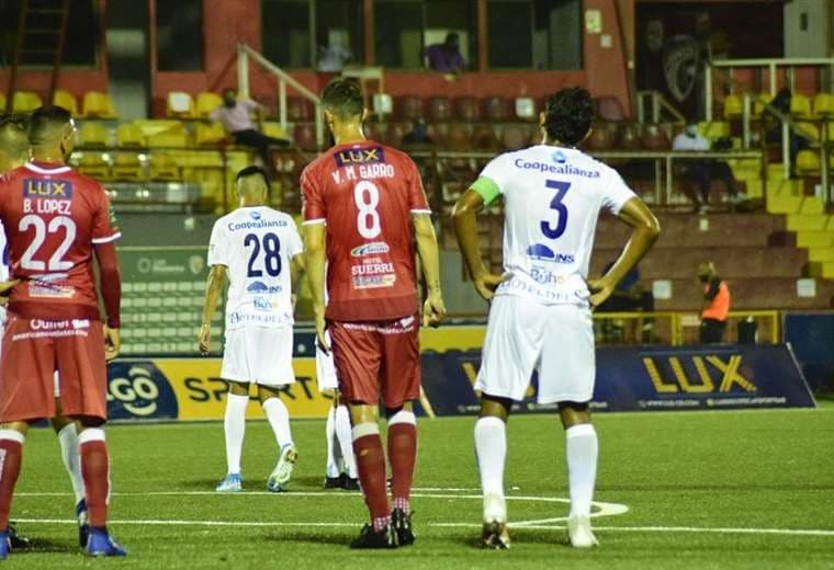 Facebook Asociación Deportiva Santos.