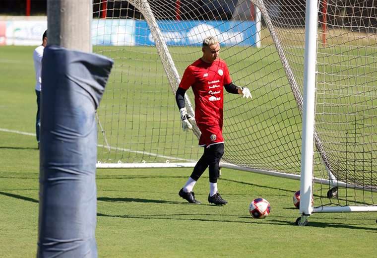 Keylor Navas ya entrena a tope con La Sele