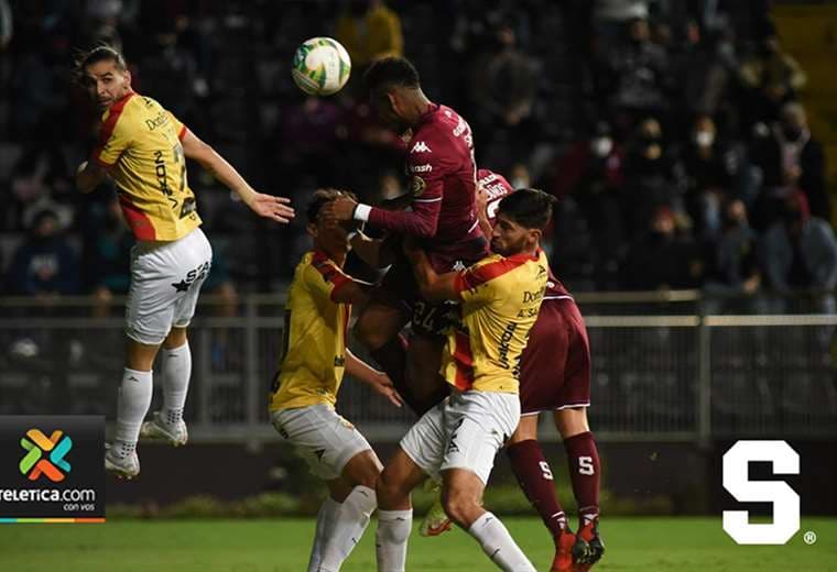 Orlando Sinclair. Saprissa