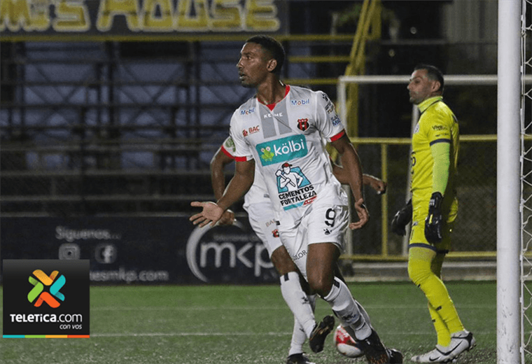 Foto prensa Alajuelense