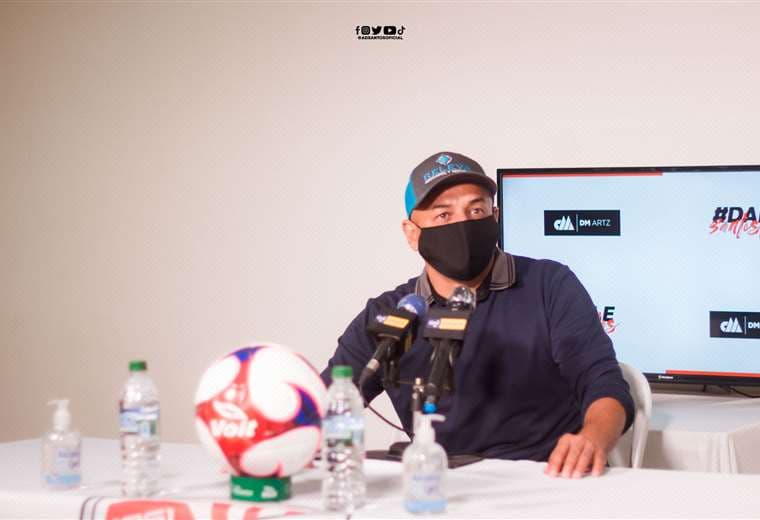 Prensa Santos de Guápiles.