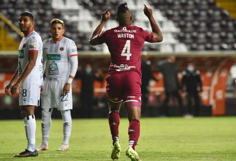 Prensa Saprissa.