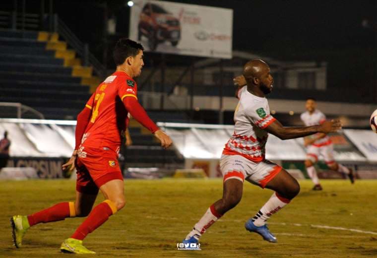 Prensa Santos de Guápiles.