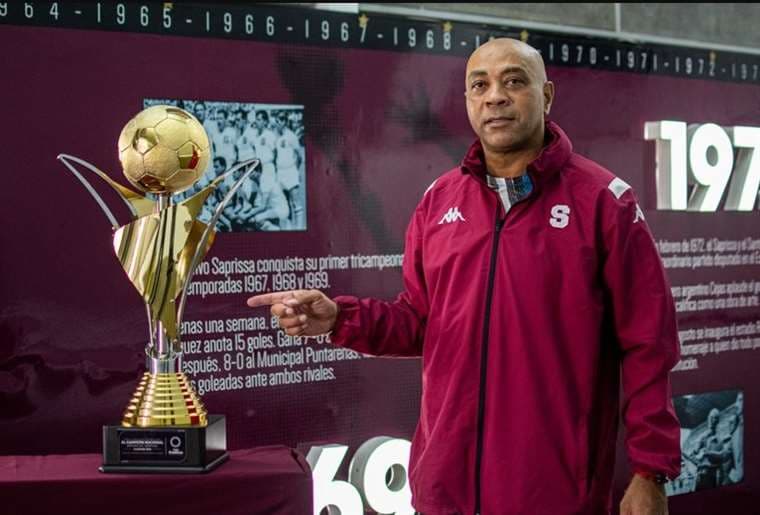 Prensa Deportivo Saprissa.