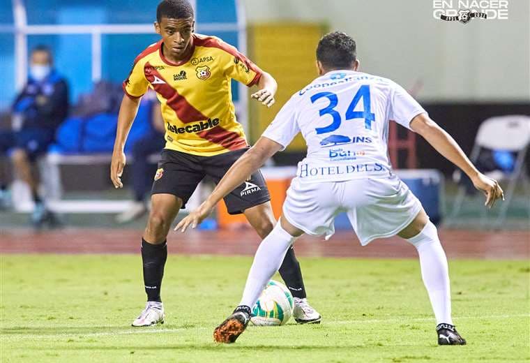 Prensa Herediano.