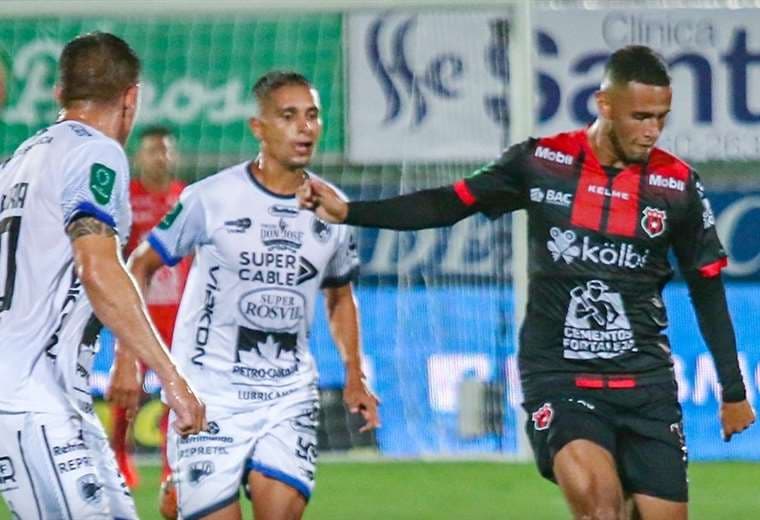 Alajuelense-Grecia. LDA