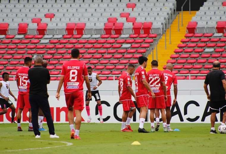 Prensa Santos de Guápiles.