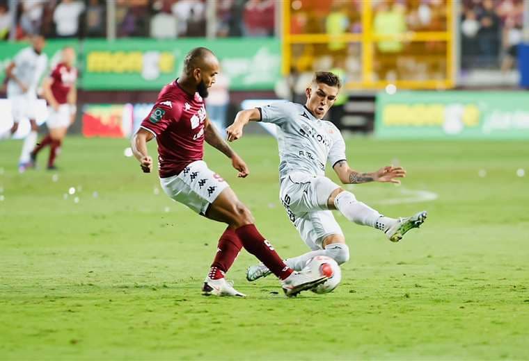 Saprissa - Herediano.