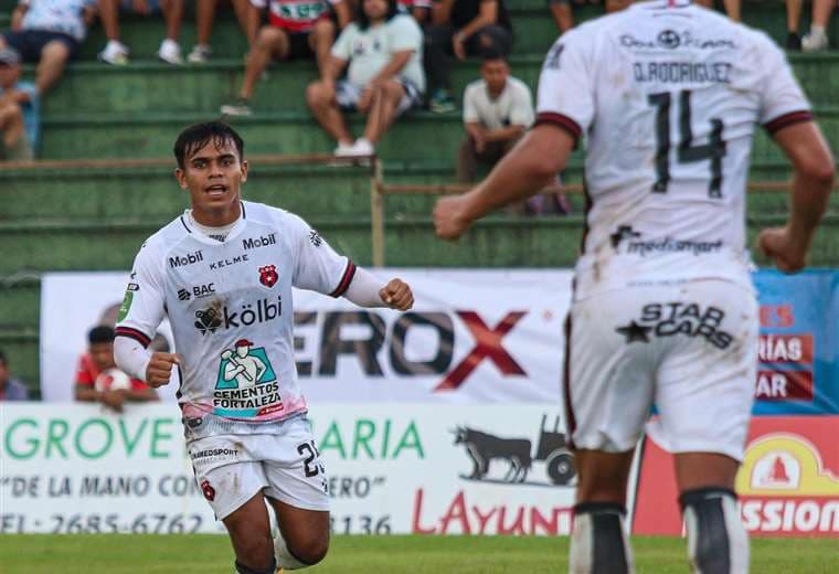 Guanacasteca vs. Alajuelense.