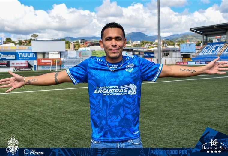 Luis Stwart Pérez, Pérez Zeledón.