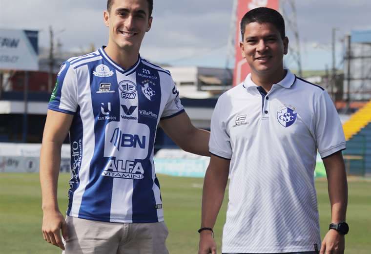 Bernald Alfaro, Cartaginés.