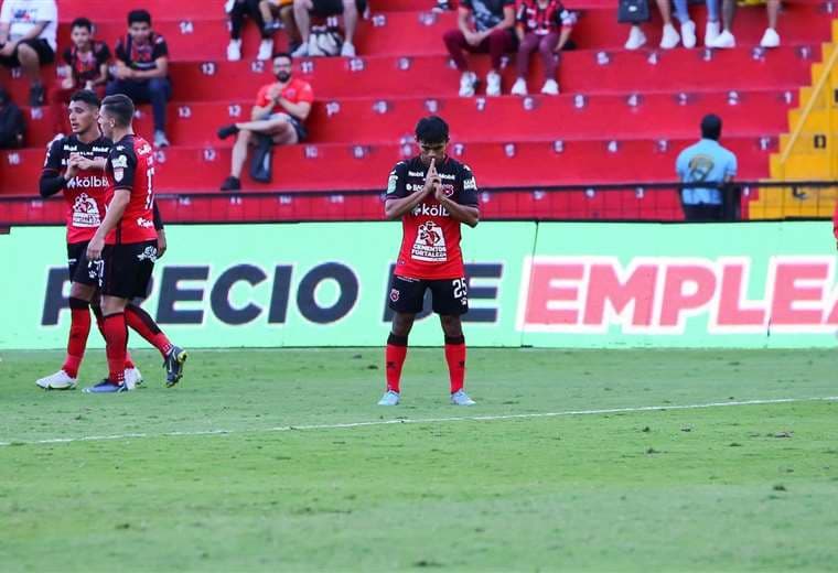 Aarón Suárez, Alajuelense.