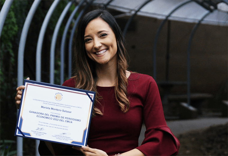 Periodista de 7 Días gana premio centroamericano de Economía