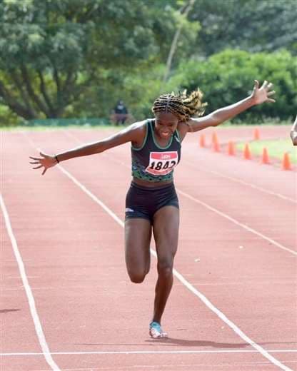 Atletas claman por seguridad en el Estadio Nuevo de Limón.