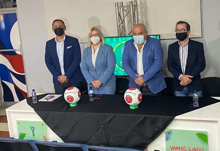 Victoria Gamboa Ross.