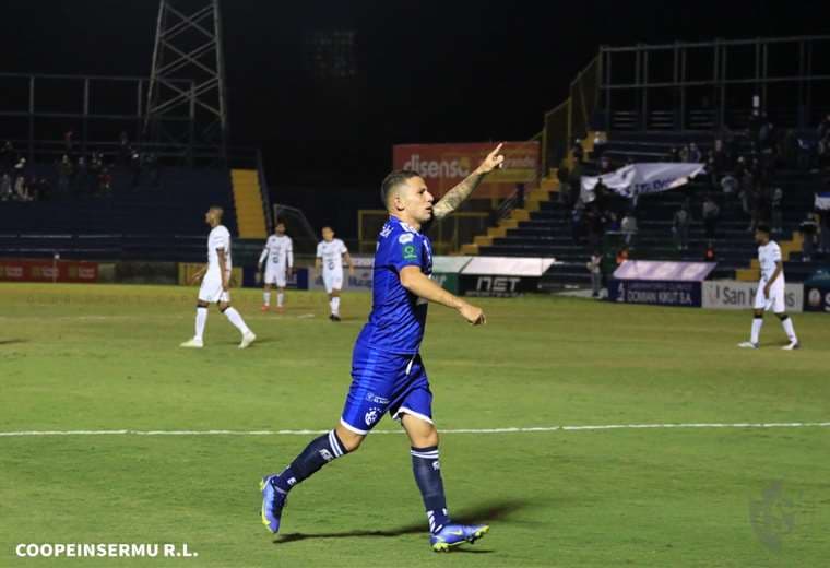 Ronaldo Araya anotó el gol del triunfo ante Sporting. Foto: Prensa Cartaginés
