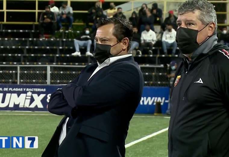 Hugo Viegas era el asistente de Jeaustin Campos en Herediano.