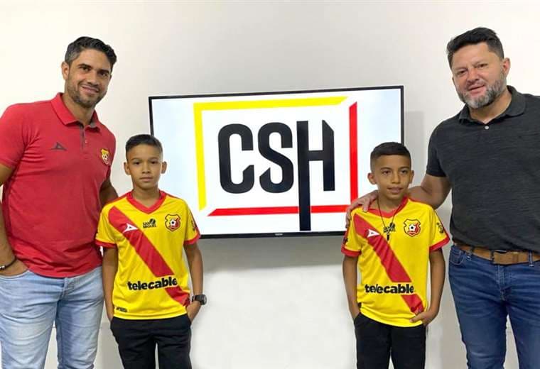 Jeycot Coto y Sebastián Jiménez estuvieron este lunes en el Rosabal. Foto: Cortesía