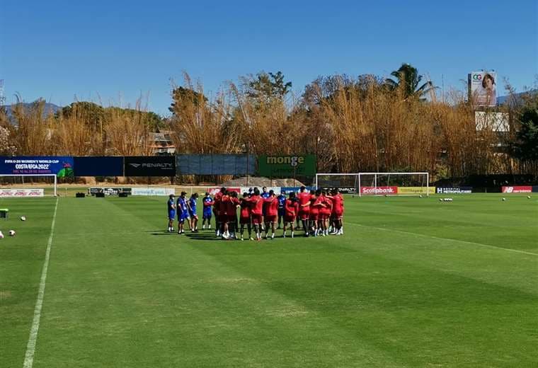 Selección Nacional entrenó este viernes en el Proyecto Gol. Foto: Ricardo Cordero