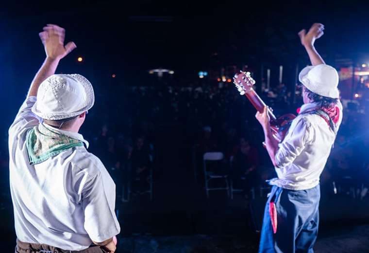 Agradecimiento por las fotos a Edson photography