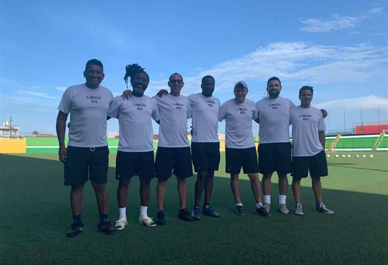 Cuerpo técnico de Limón Black Star.