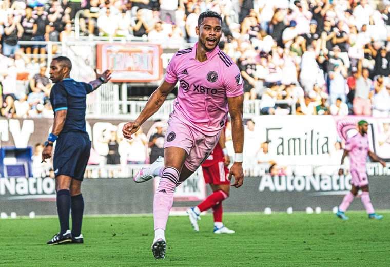 Ariel Lassiter festejó su primer gol con el Inter de Miami.