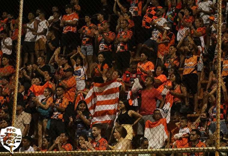 Porteños abarrotaron el estadio Lito Pérez en Liga de Ascenso.