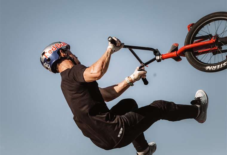 Kenneth Tencio finalizó su participación en España.