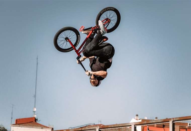 Kenneth Tencio finalizó su participación en España.