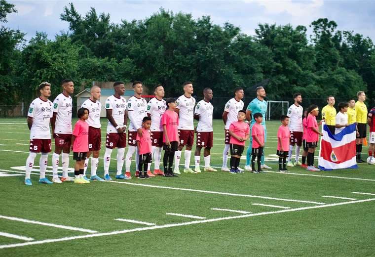 Saprissa jugó su primer amistoso ante el FAS en Estados Unidos.