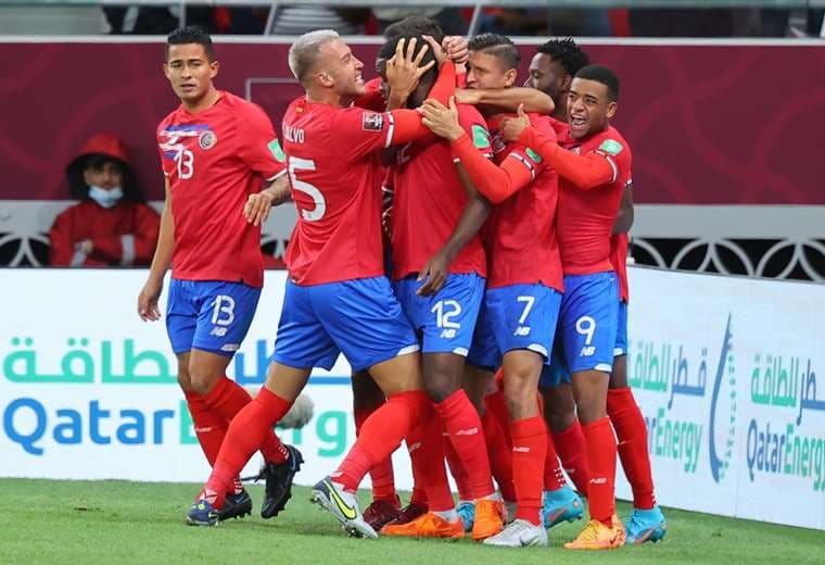 Joel Campbell abrió el marcador ante Nueva Zelanda.