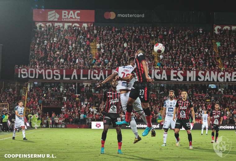 Final Alajuelense - Cartaginés.