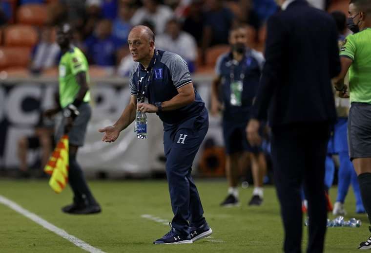 Fabián Coito, dirigió a la Selección de Honduras.