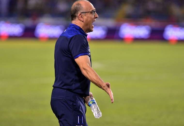 Fabián Coito, técnico uruguayo.