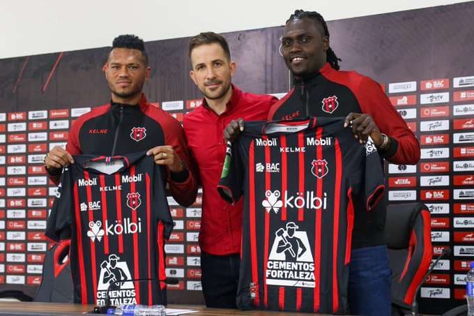Alajuelense presentó a sus refuerzos para el Apertura.