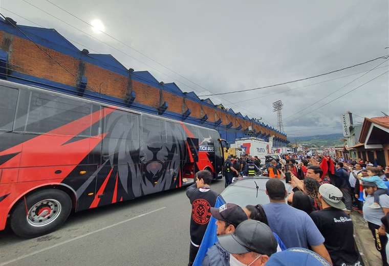 Alajuelense llegó al Fello Meza.