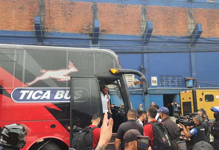 Alajuelense llegó al Fello Meza.