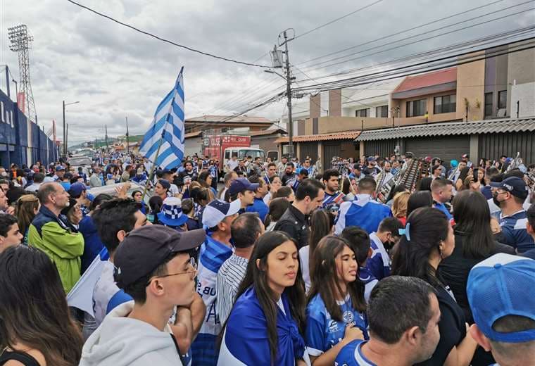 Buen ambiente se vivió en la previa de la gran final entre Cartaginés y Alajuelense.