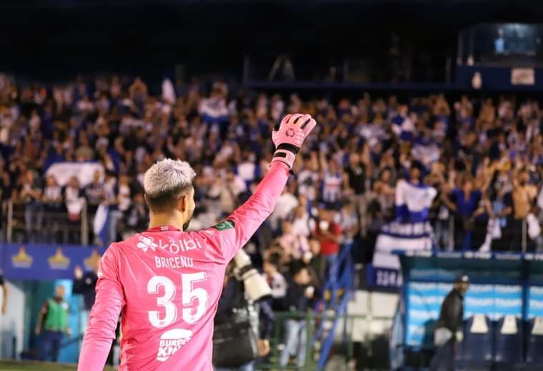 Celebración en el Fello Meza en el agónico gol de Cartaginés. Foto: José Fernando Araya