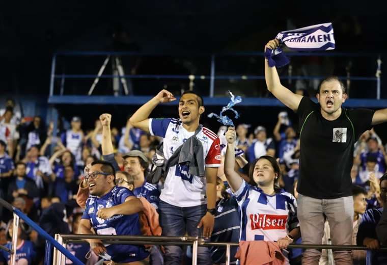 Celebración en el Fello Meza en el agónico gol de Cartaginés. Foto: José Fernando Araya