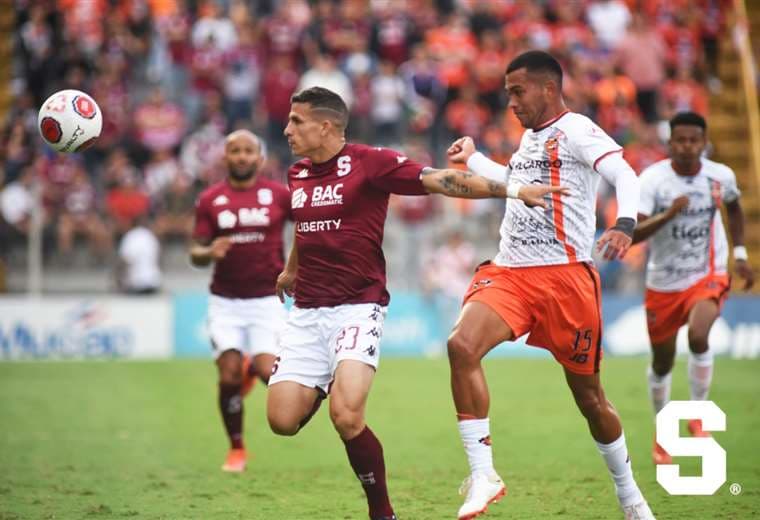 Luis Paradela. Saprissa
