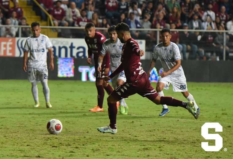 Marvin Angulo. Saprissa