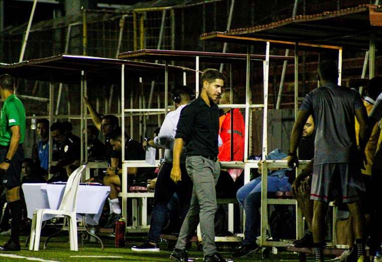 Juan Vita, técnico de Guanacasteca.