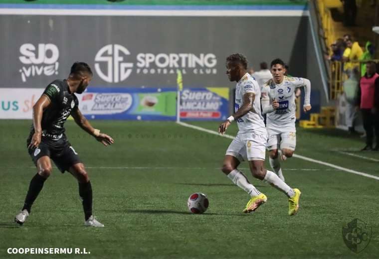 Sporting vs. Cartaginés.