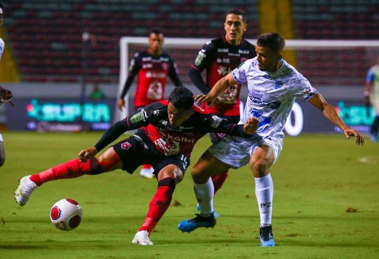 Alajuelense vs. Pérez Zeledón.