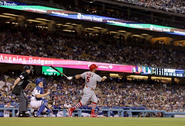 Dominicano Albert Pujols se une al exclusivo club de los 700 jonrones