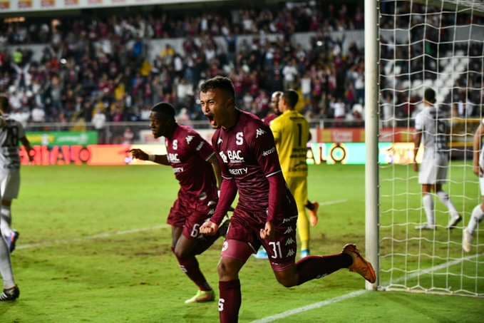 Fabricio Alemán, Saprissa.