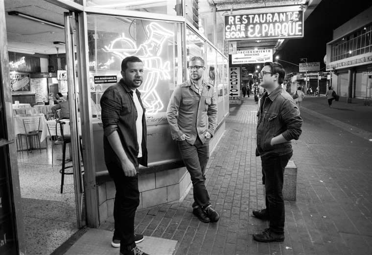 Continental. Pablo Cambronero