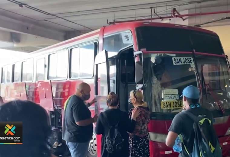 Pasajes de bus entre Santa Cruz y San José subirían entre 42% y 47%, según Aresep