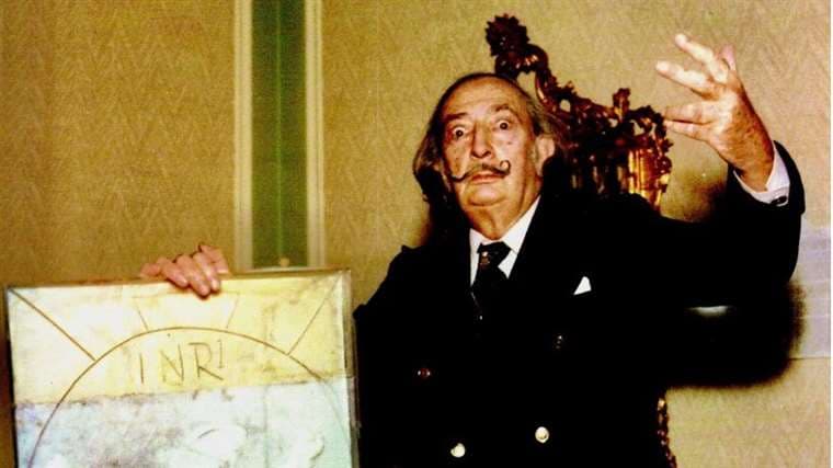 Hallan escultura de Dalí en casa de Hawái después de estar "perdida" más de 40 años